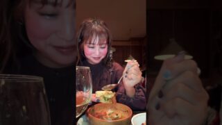 【奄美居酒屋動画紹介】お酒が進みまくる徳之島ディナー🥂‎✨️ #島旅 #奄美 #徳之島 #徳之島観光 #居酒屋 #徳之島グルメ