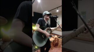 【シマ唄動画紹介】【奄美の島唄「ワイド節」をギター弾き語り】ワイド！ワイド！ワイド！