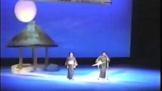 【シマ唄動画紹介】ザ・島唄　今奄美のリズムが熱い　谷山サザンホール開館記念コンサート　　　坪山豊他　　　島育ち・奄美の織姫・ワイド節など踊り付き